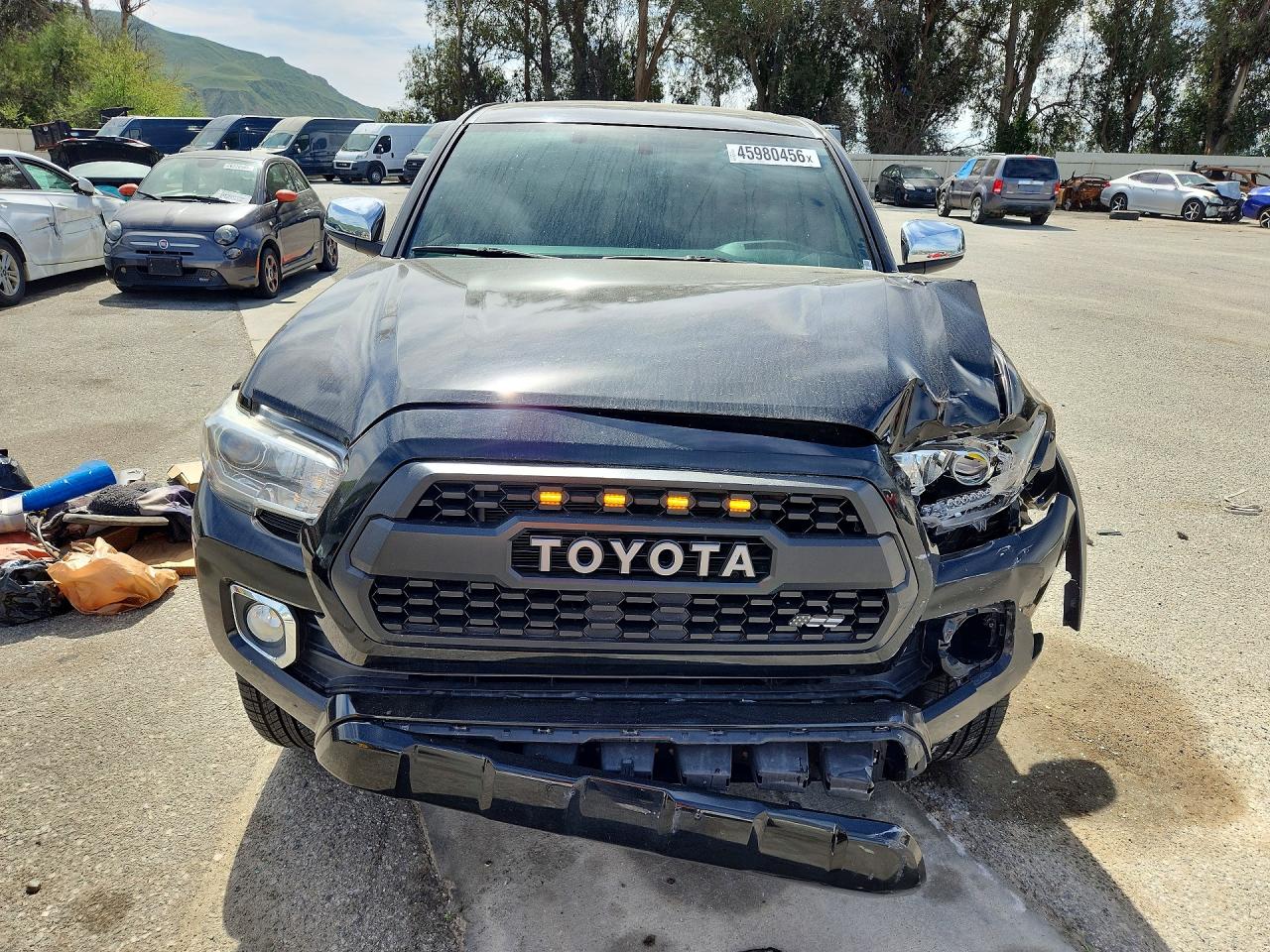 2017 TOYOTA TACOMA LIMITED photo 5
