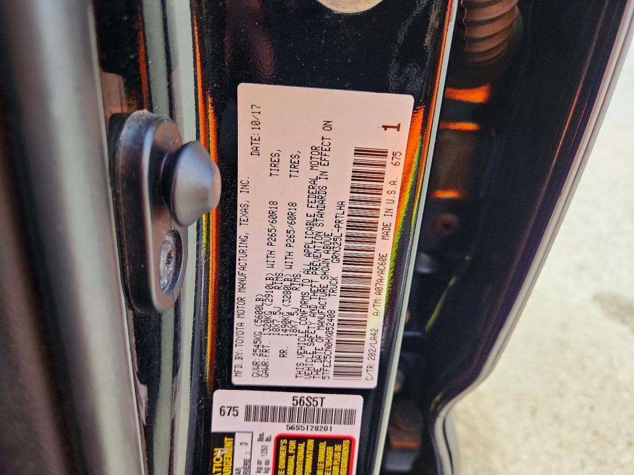 2017 TOYOTA TACOMA LIMITED photo 12