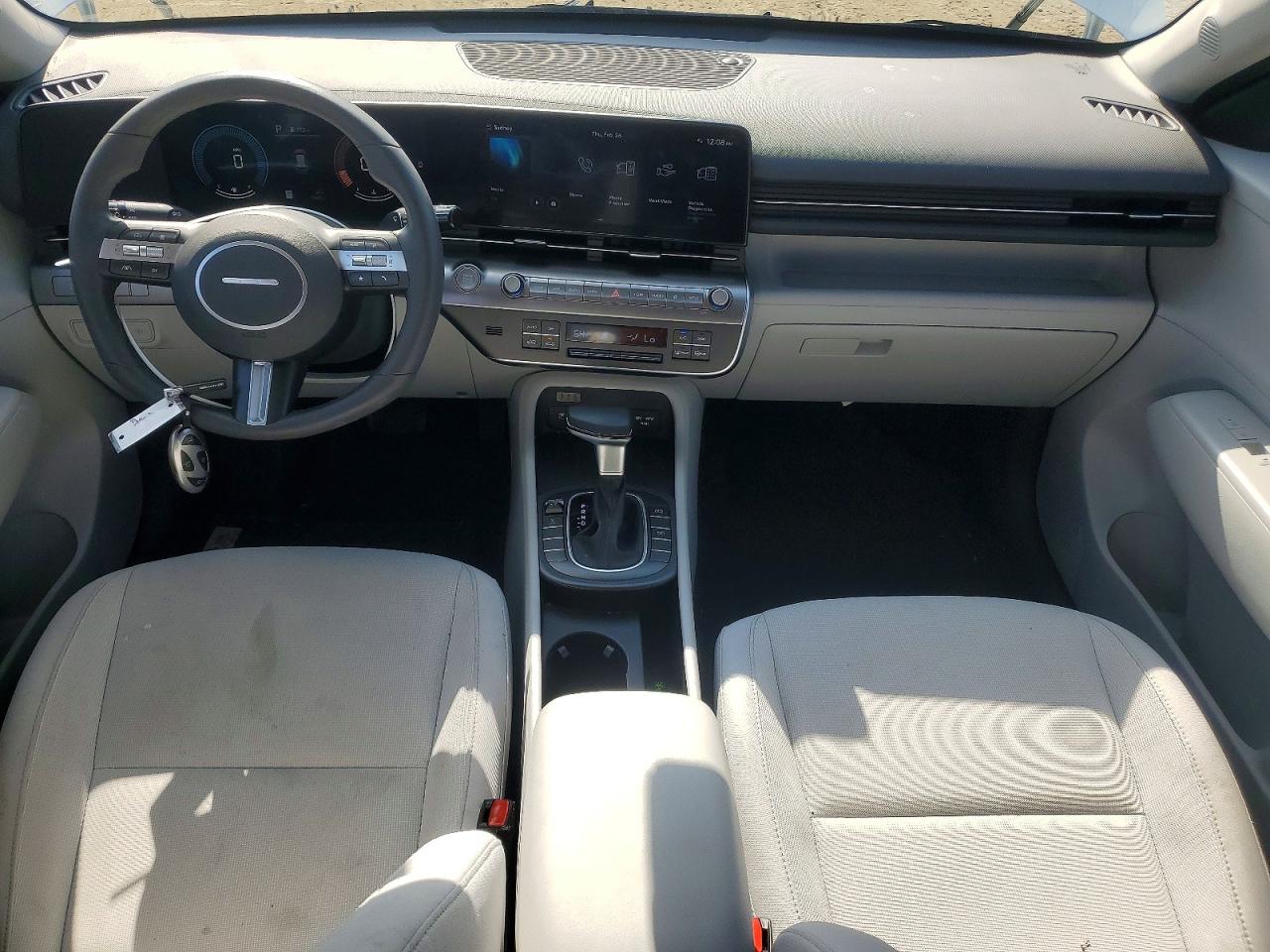 2025 HYUNDAI KONA SEL photo 8