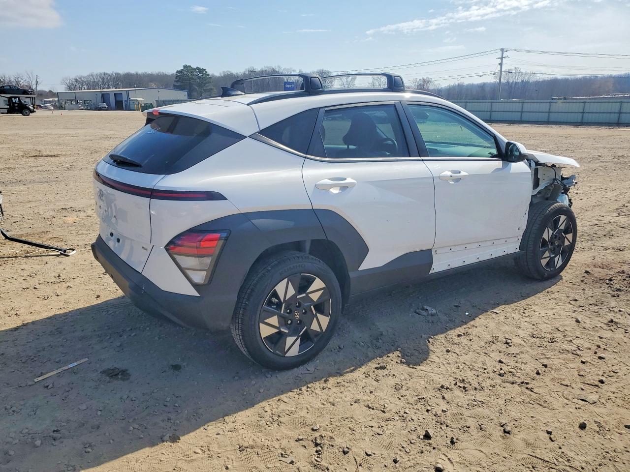 2025 HYUNDAI KONA SEL photo 3