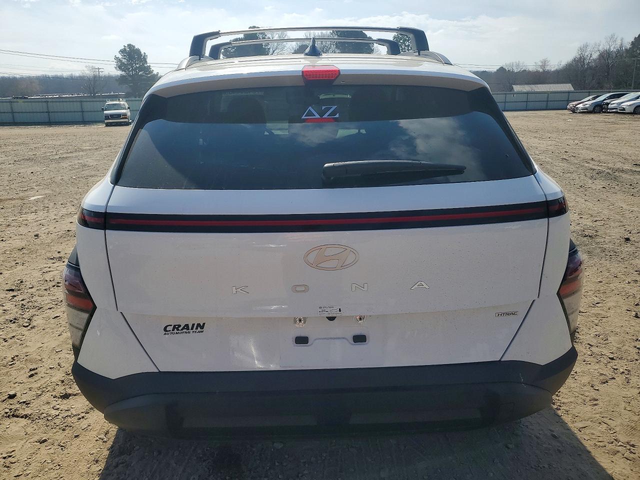 2025 HYUNDAI KONA SEL photo 6