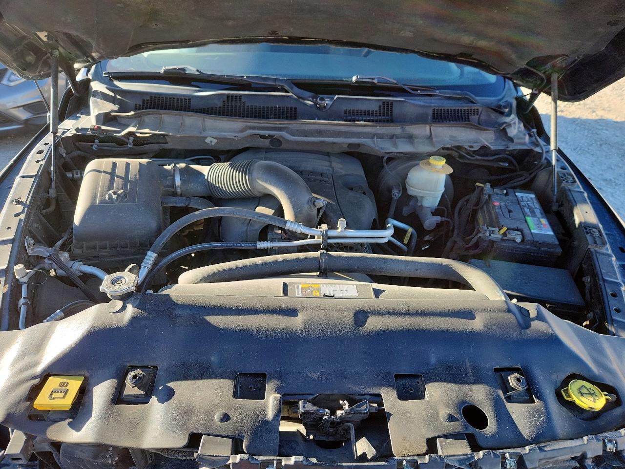 2015 RAM 1500 SLT photo 11