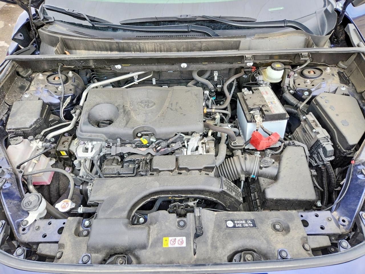 2019 TOYOTA RAV4 XLE photo 34