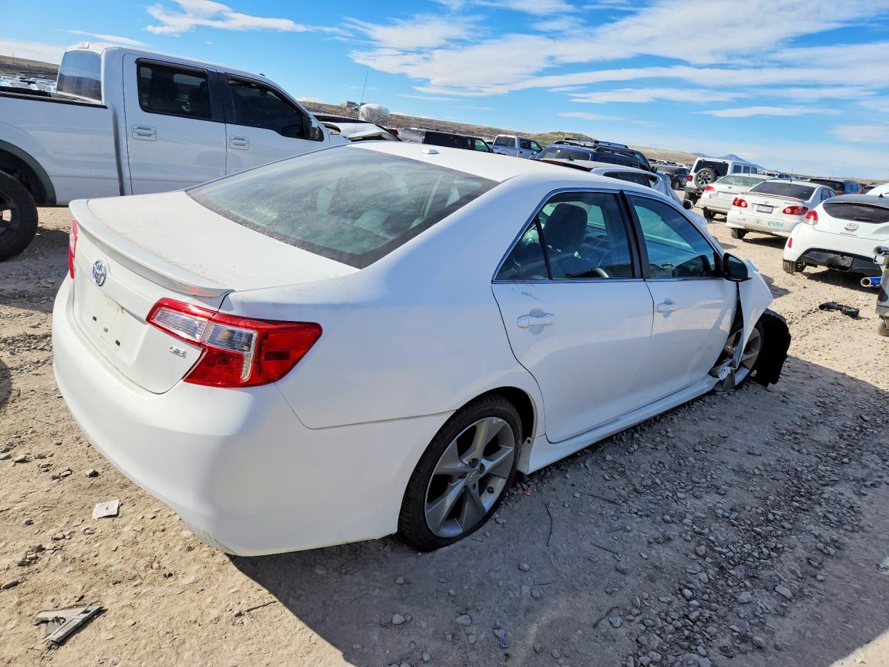 2012 TOYOTA CAMRY SE V6 photo 3