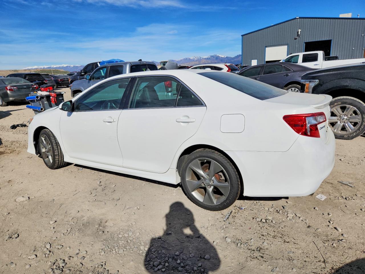 2012 TOYOTA CAMRY SE V6 photo 2