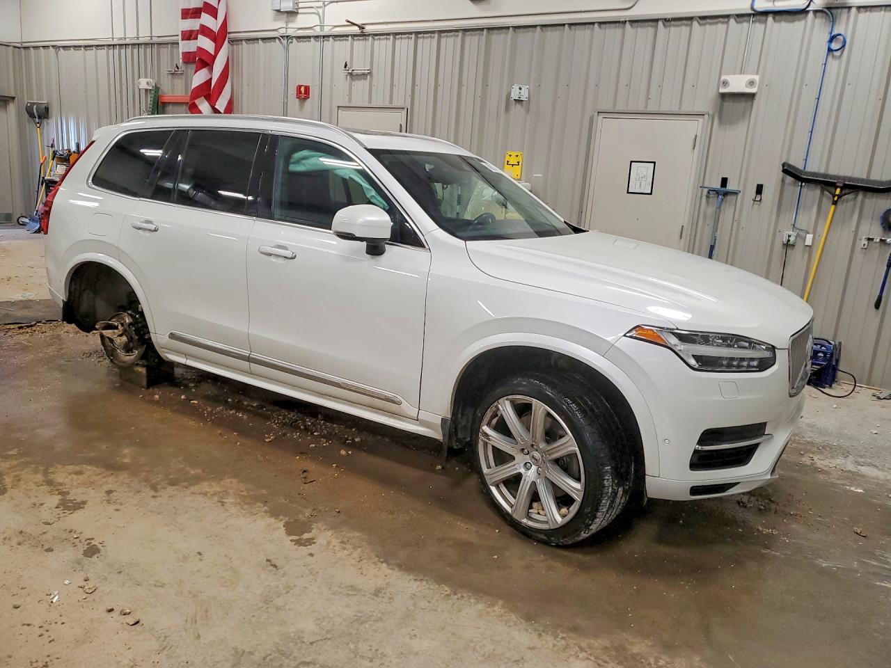 2019 VOLVO XC90 T8 INSCRIPTION photo 10