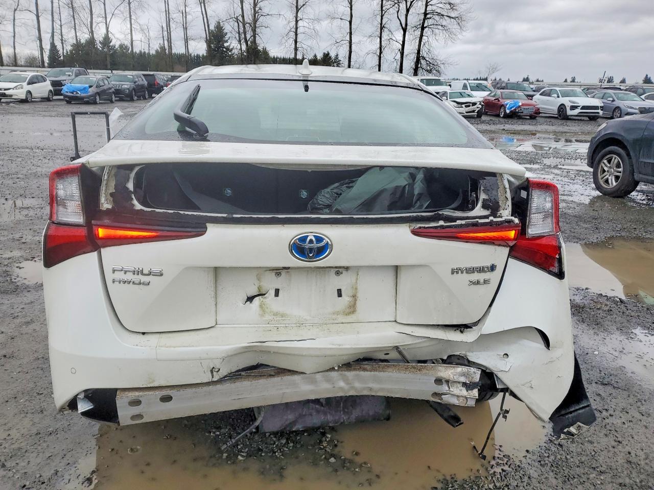 2019 TOYOTA PRIUS XLE AWD-E photo 6