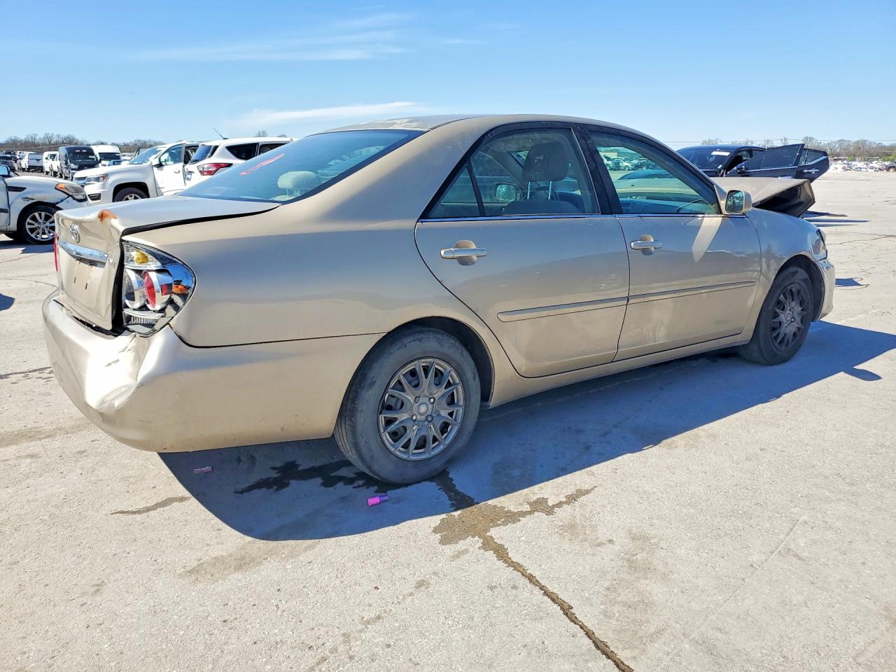2006 TOYOTA CAMRY LE photo 3