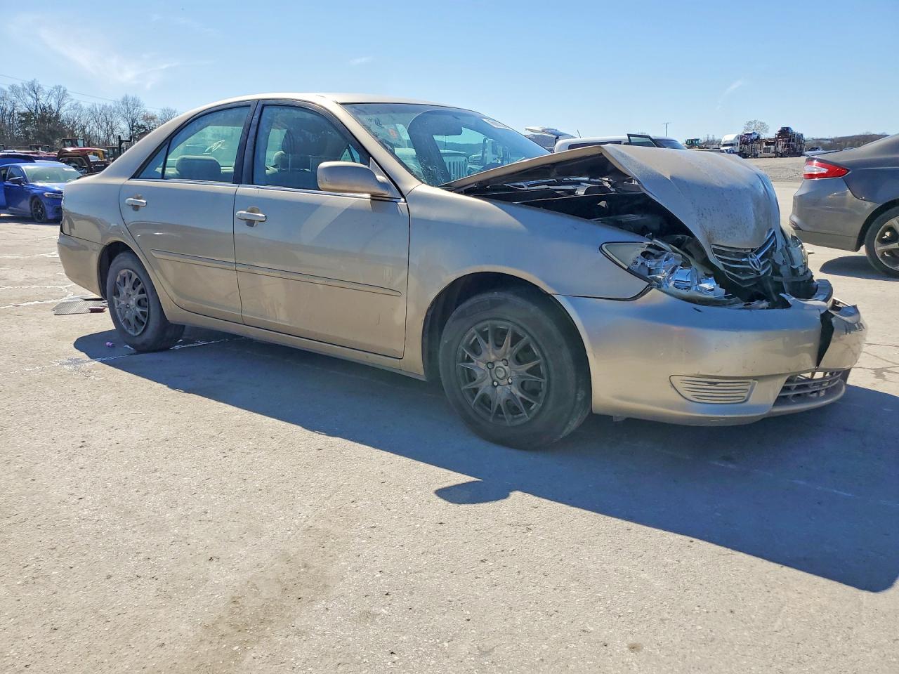 2006 TOYOTA CAMRY LE photo 4