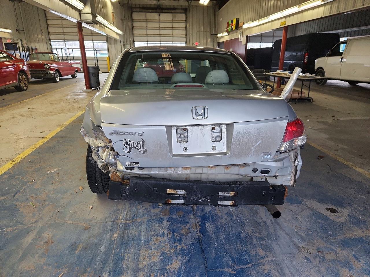 2009 HONDA ACCORD LX photo 6