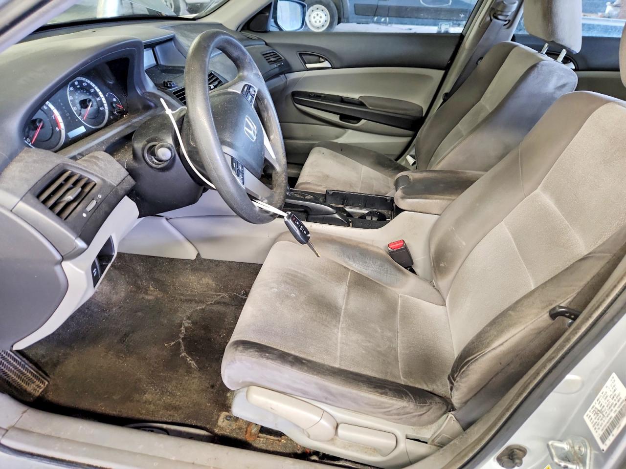 2009 HONDA ACCORD LX photo 7