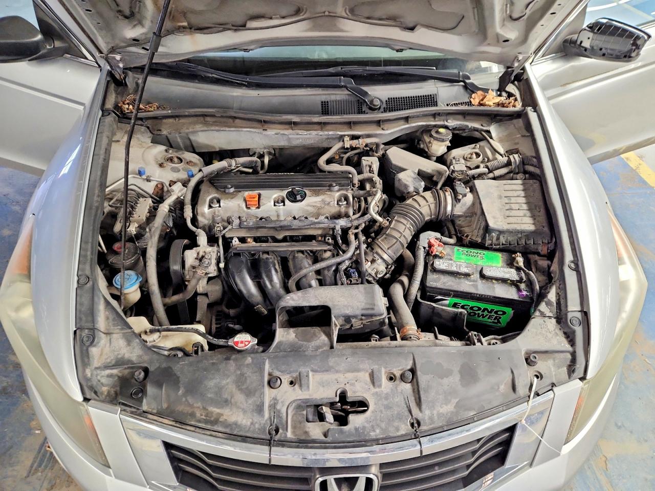 2009 HONDA ACCORD LX photo 11