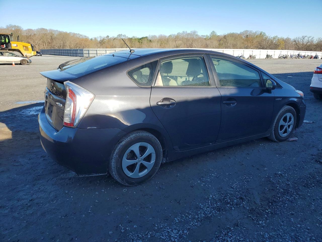 2012 TOYOTA PRIUS TWO photo 7