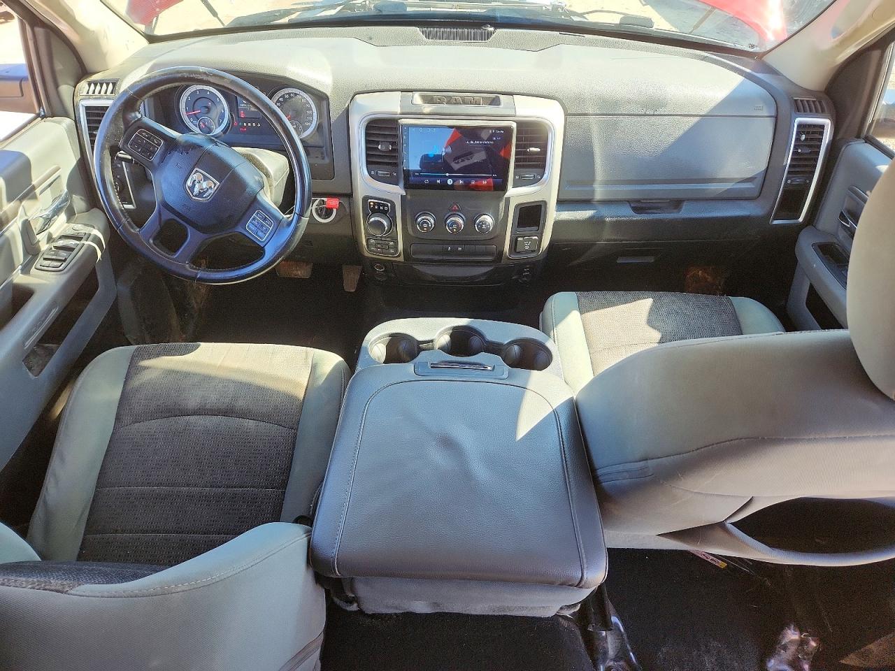 2014 RAM 1500 SLT photo 8