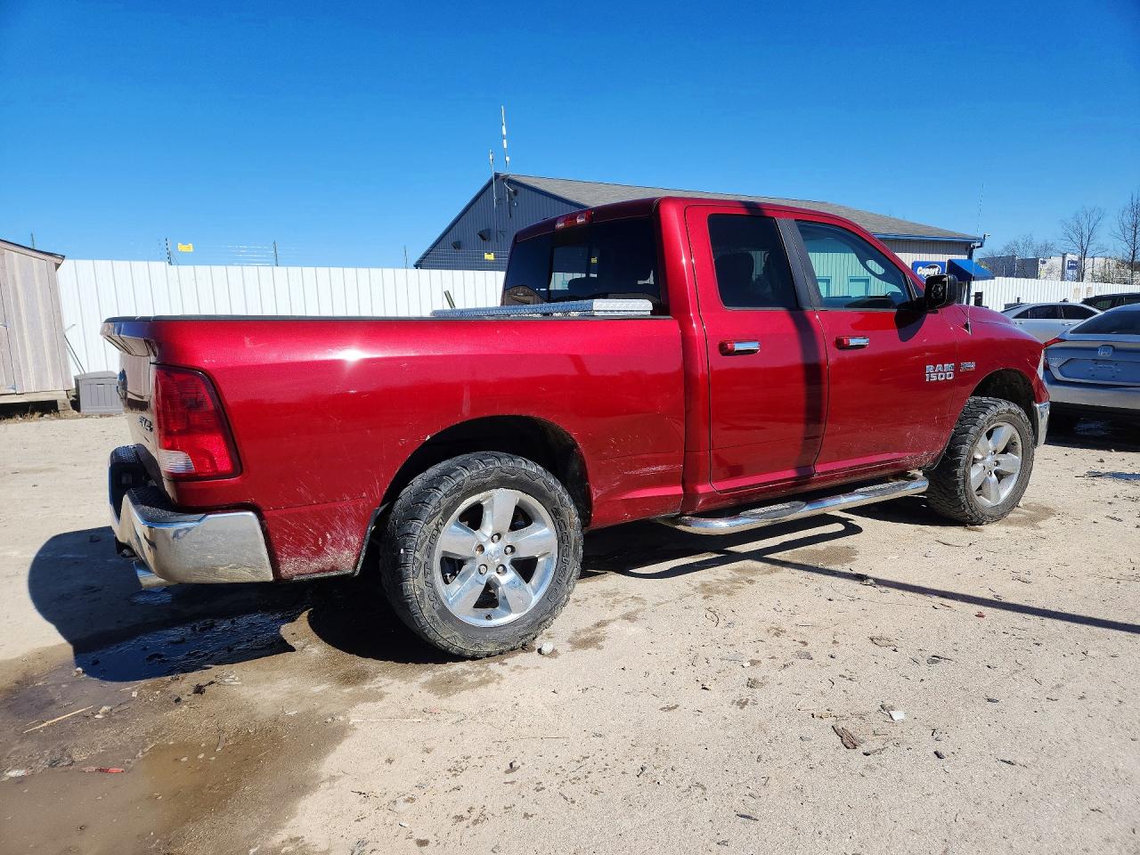 2014 RAM 1500 SLT photo 3