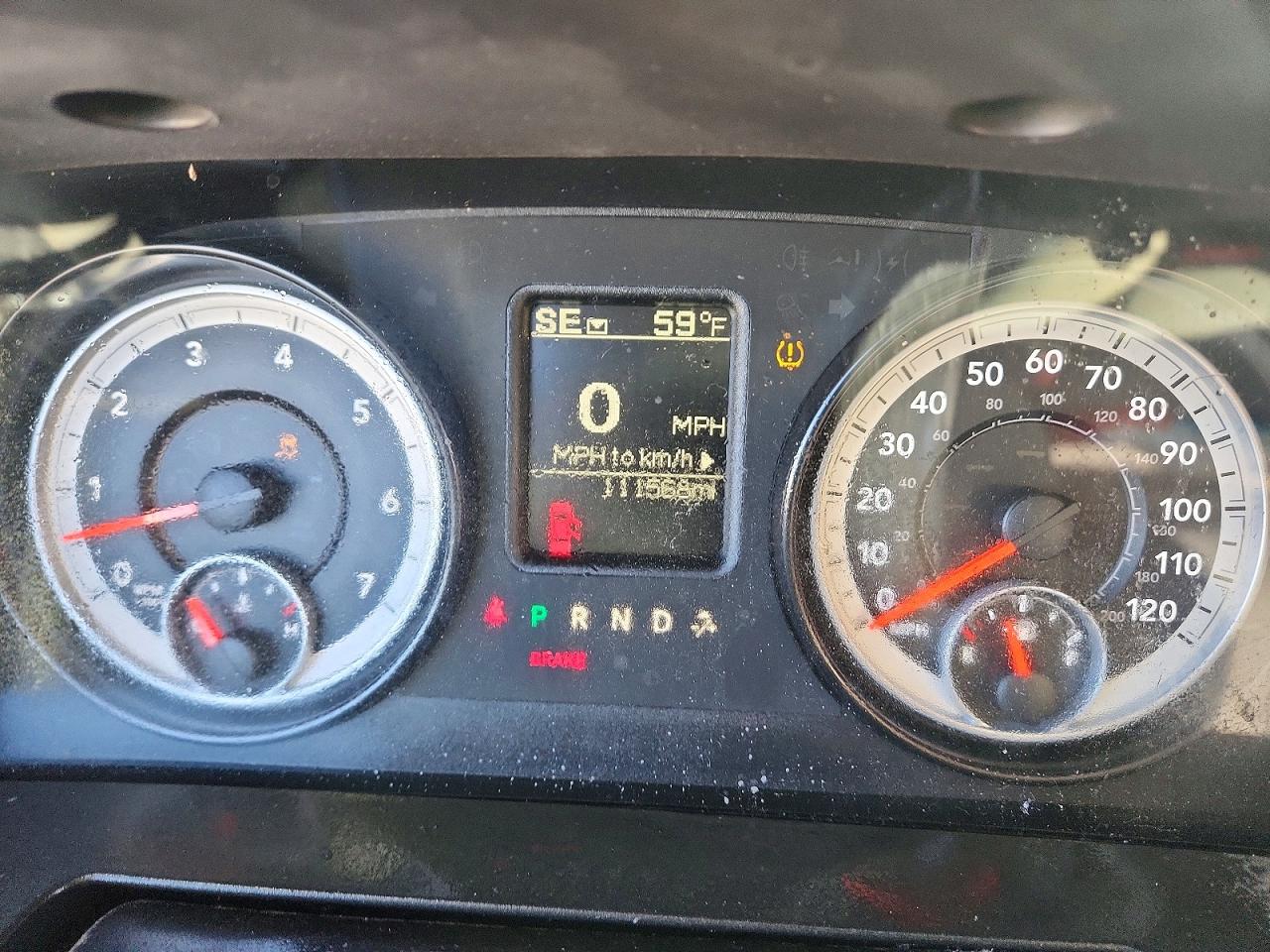 2014 RAM 1500 SLT photo 9