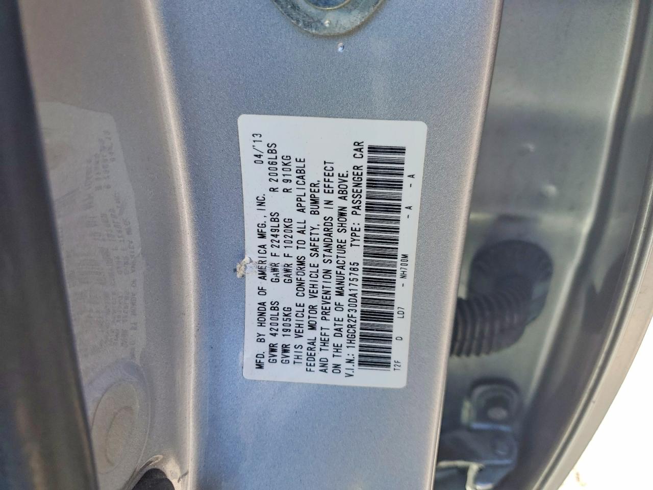 2013 HONDA ACCORD LX photo 25