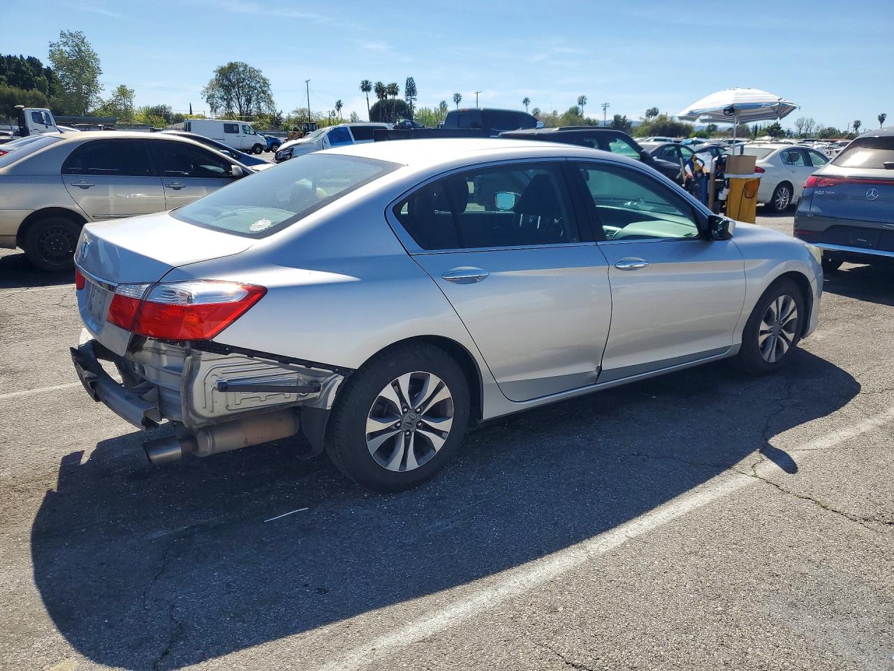 2013 HONDA ACCORD LX photo 5
