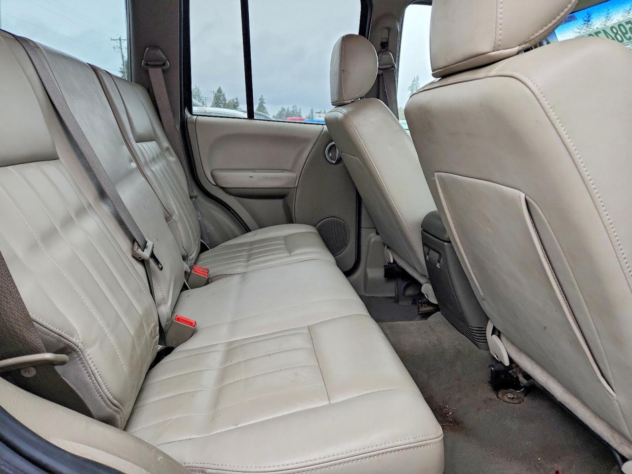 2005 JEEP LIBERTY LIMITED photo 21