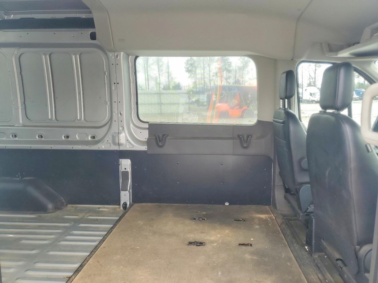 2020 FORD TRANSIT 350 DELIVERY VAN photo 31