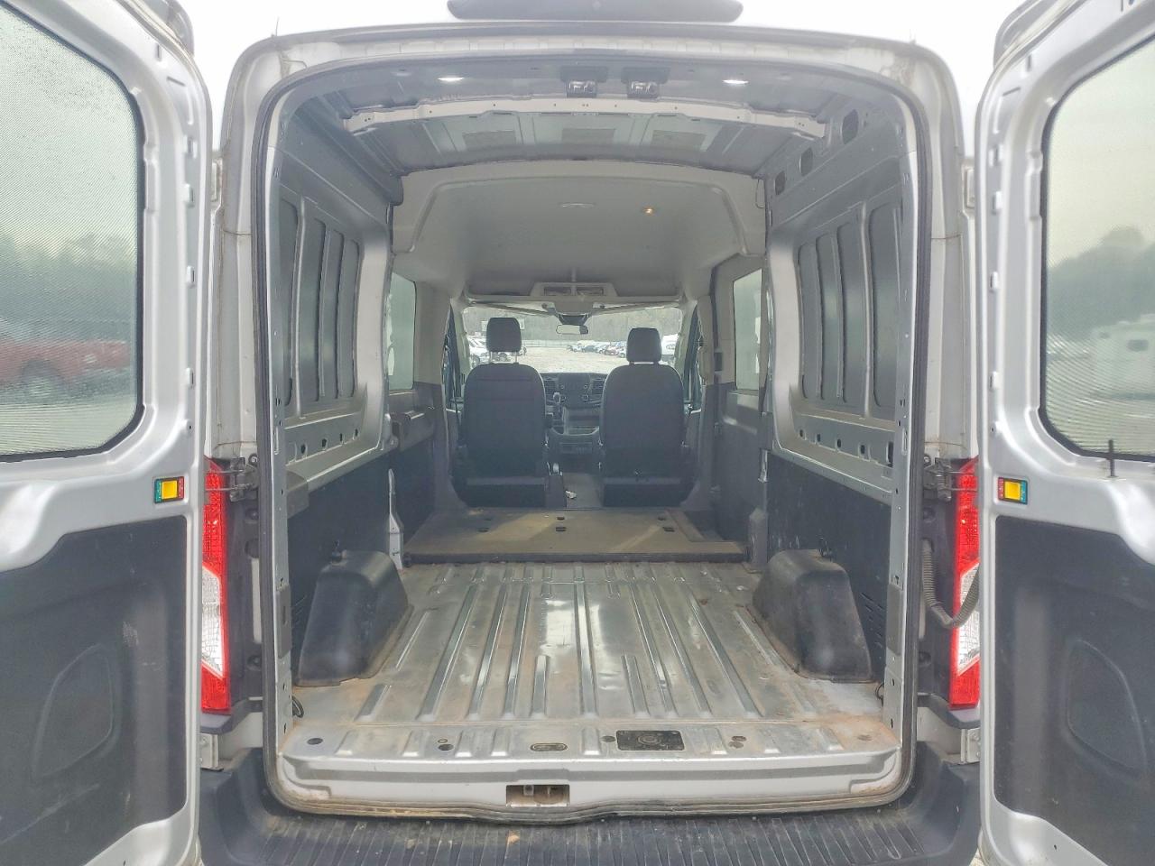 2020 FORD TRANSIT 350 DELIVERY VAN photo 28