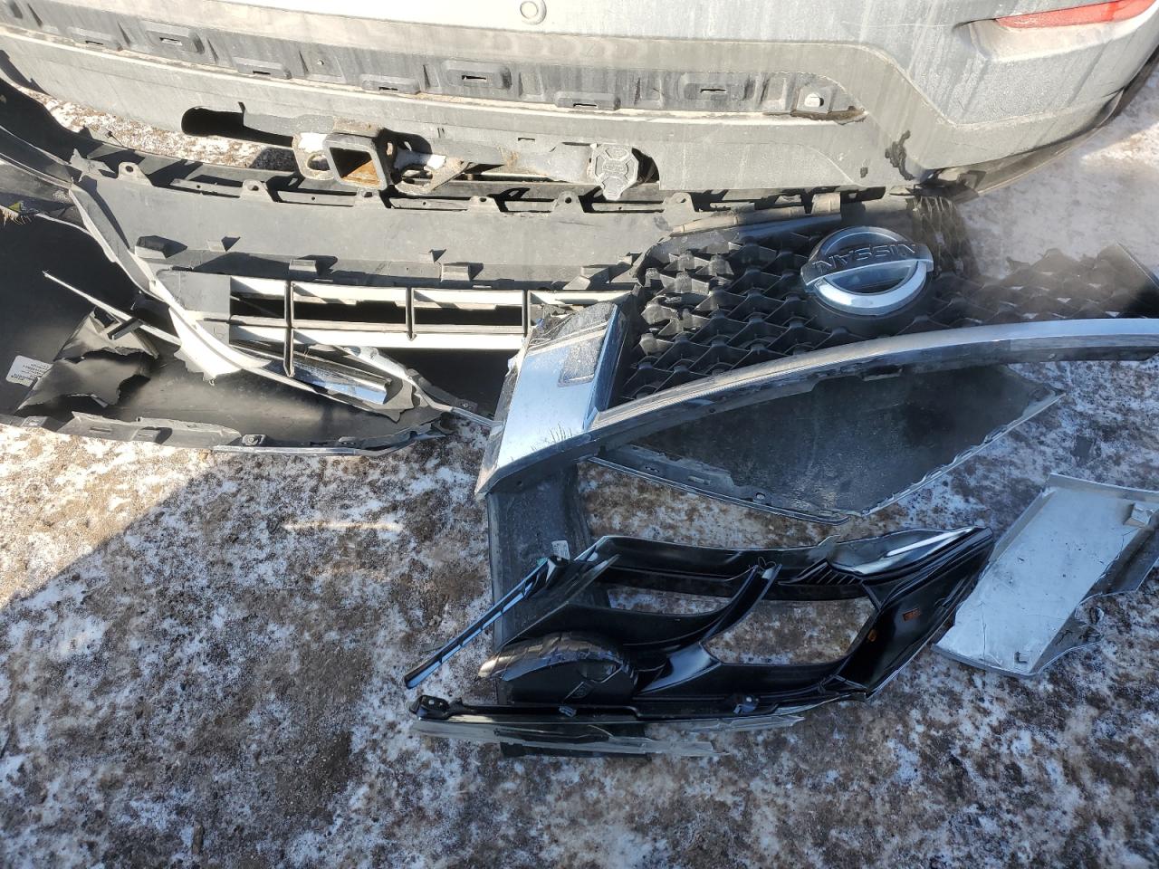 2013 NISSAN PATHFINDER S photo 24