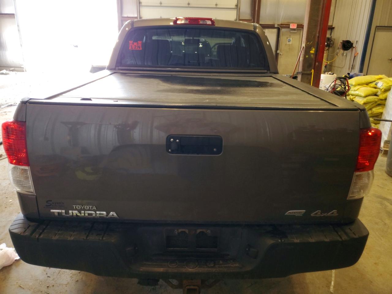 2010 TOYOTA TUNDRA GRADE photo 11