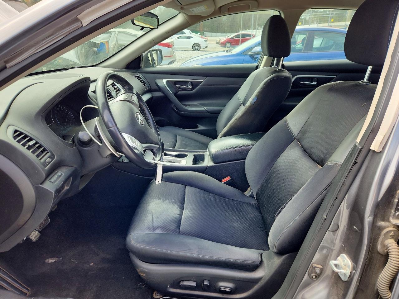 2017 NISSAN ALTIMA 2.5 SR photo 13