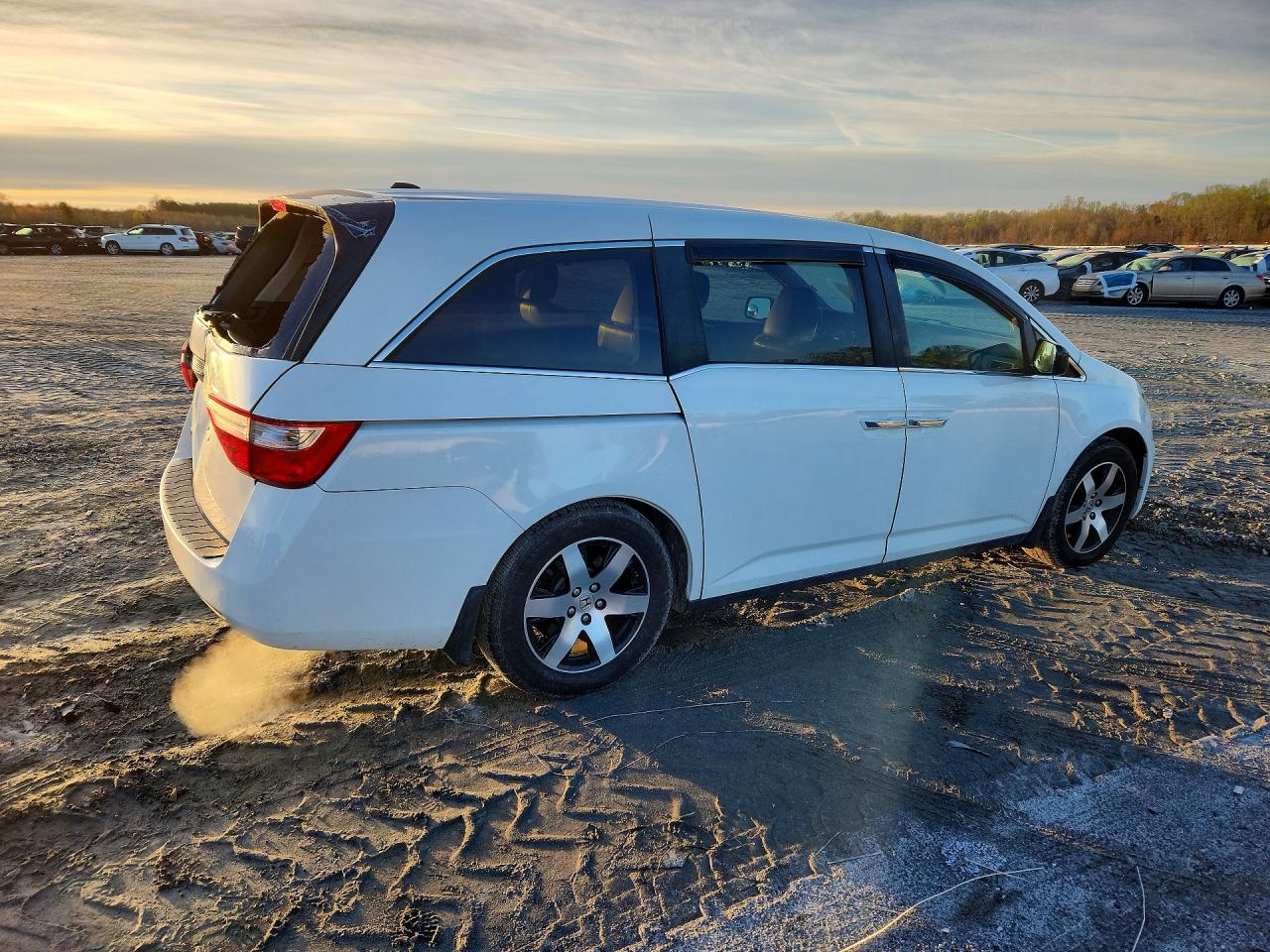 2012 HONDA ODYSSEY EXL photo 7