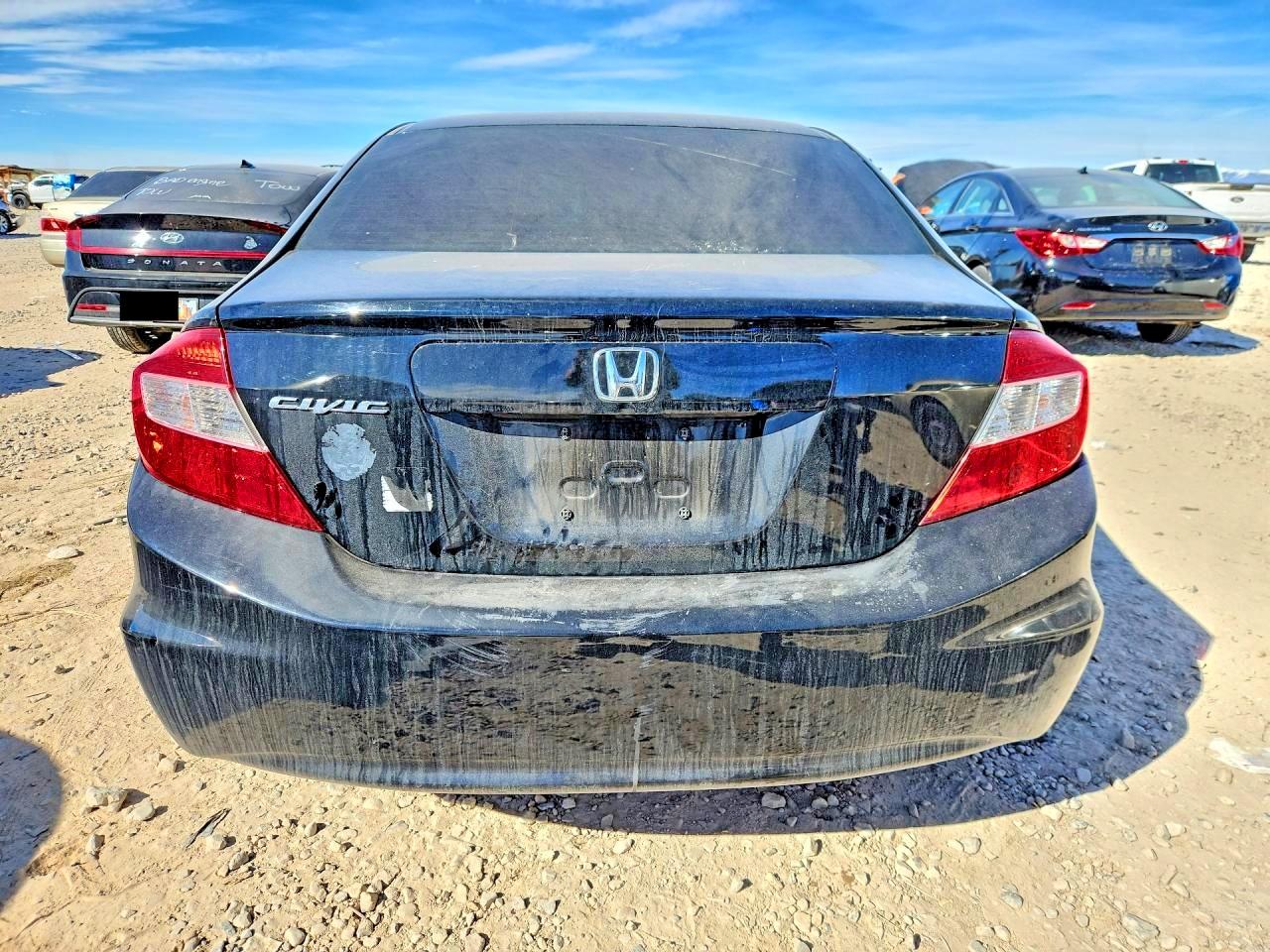 2012 HONDA CIVIC LX photo 6