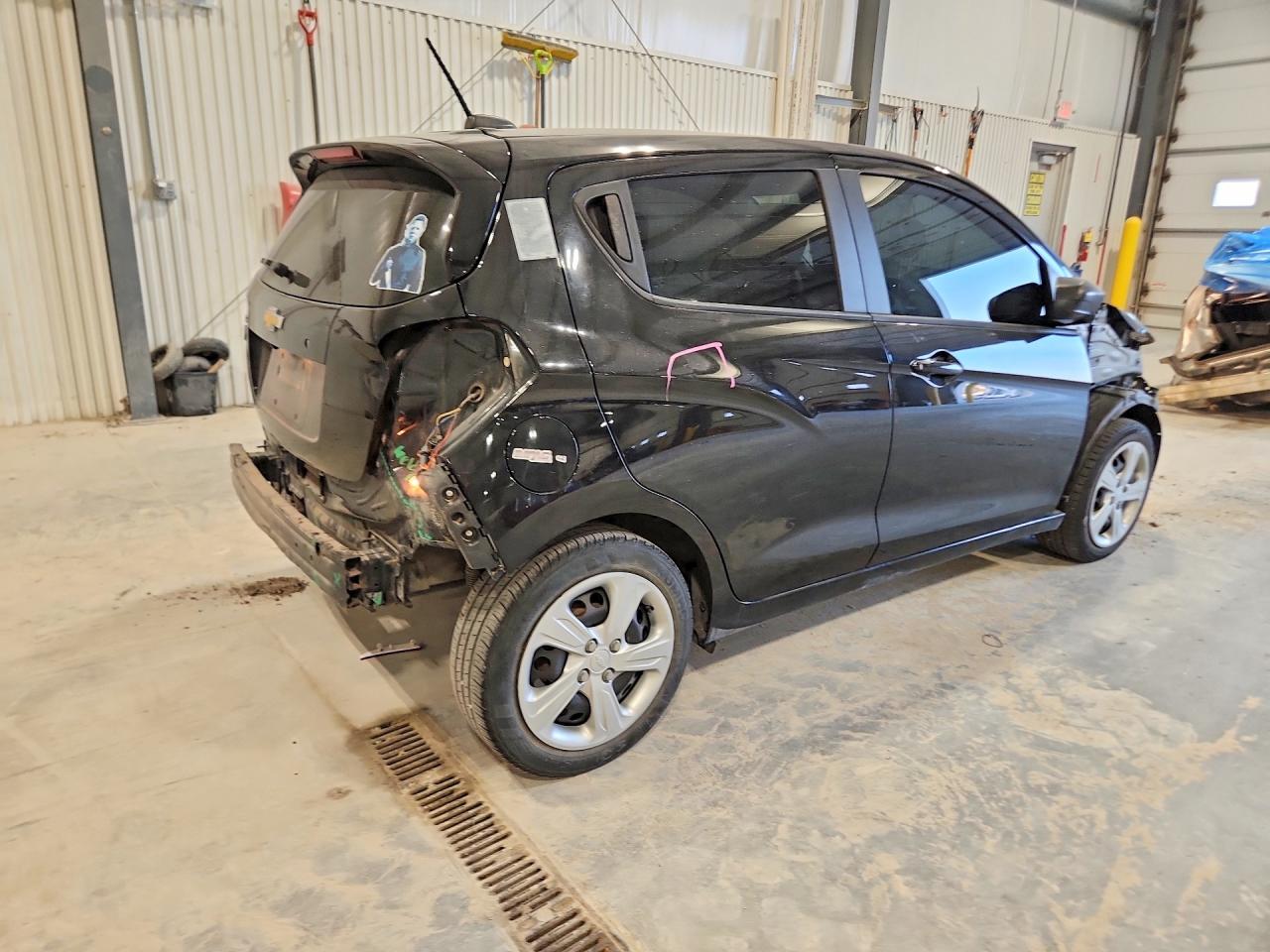 2019 CHEVROLET SPARK LS photo 3