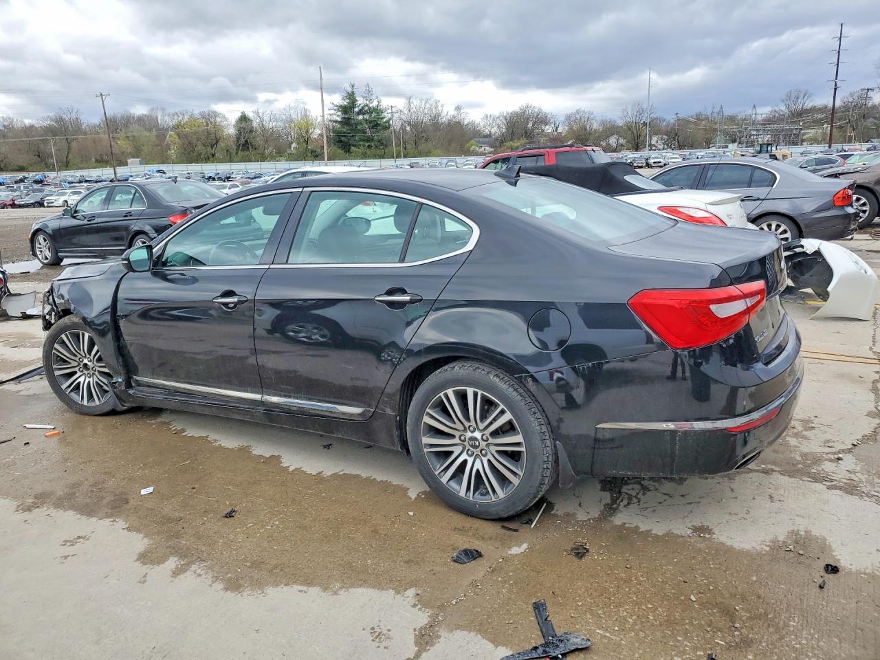 2014 KIA CADENZA PREMIUM photo 2