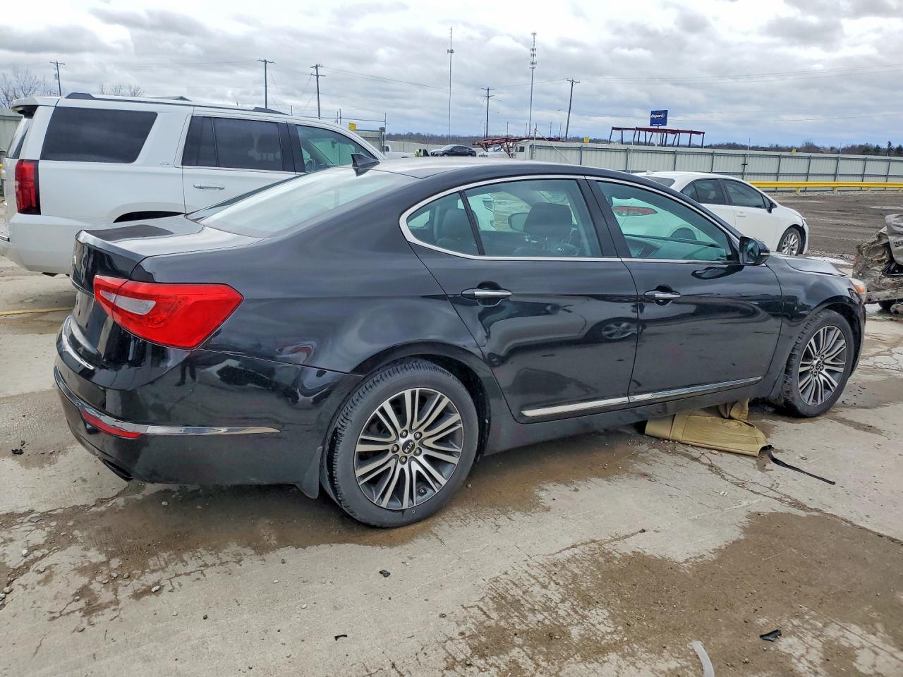 2014 KIA CADENZA PREMIUM photo 3