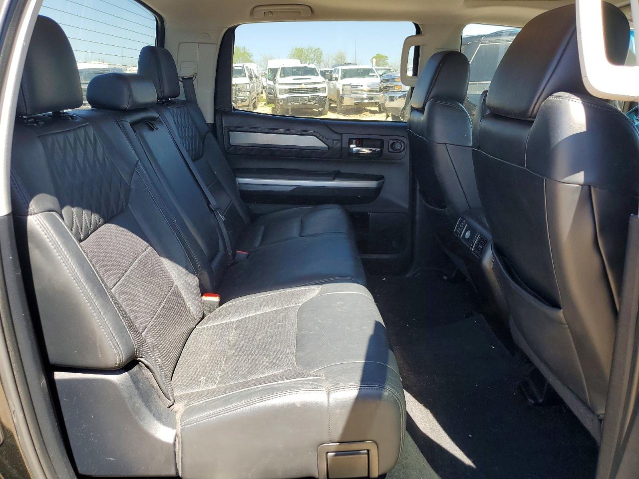2014 TOYOTA TUNDRA PLATINUM photo 10