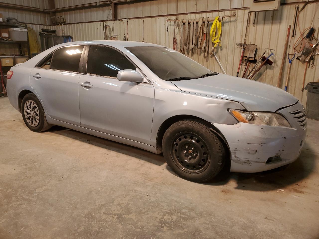 2009 TOYOTA CAMRY photo 4