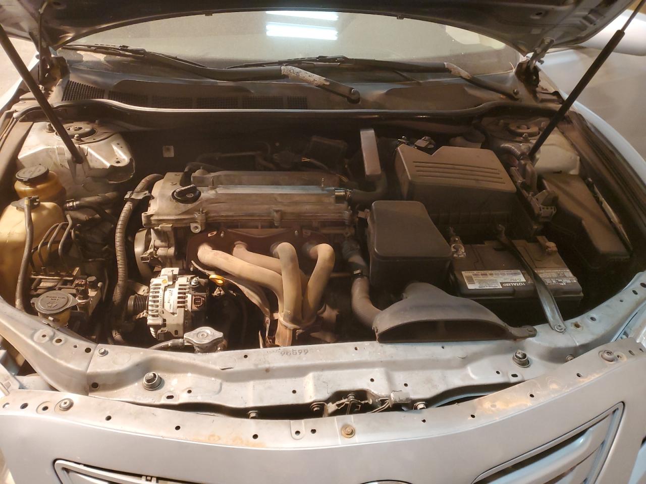 2009 TOYOTA CAMRY photo 11