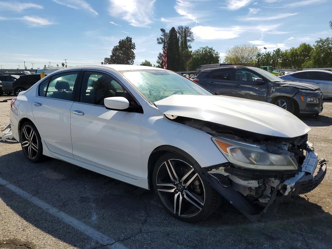 2016 HONDA ACCORD SPORT photo 4