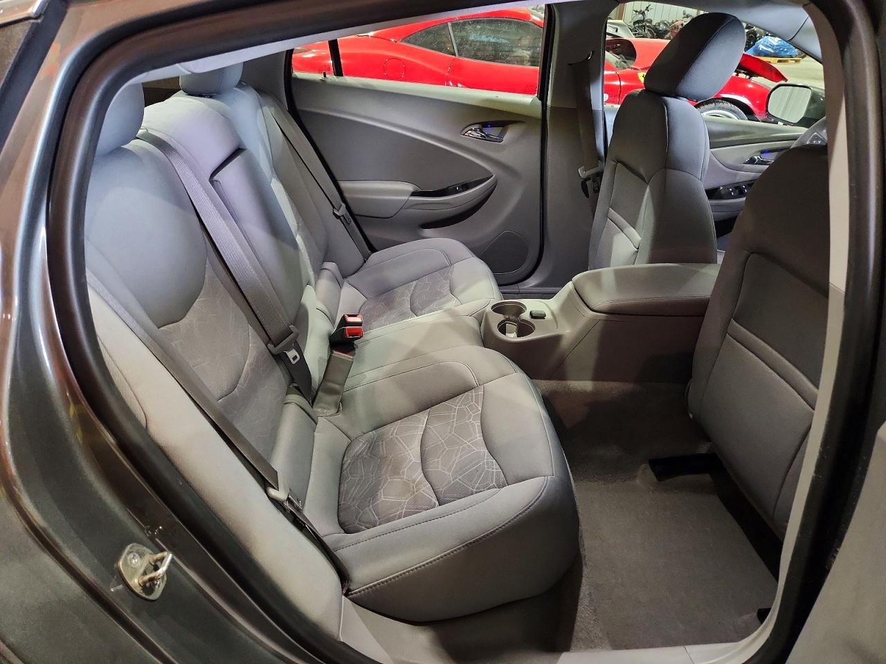 2017 CHEVROLET VOLT LT photo 28