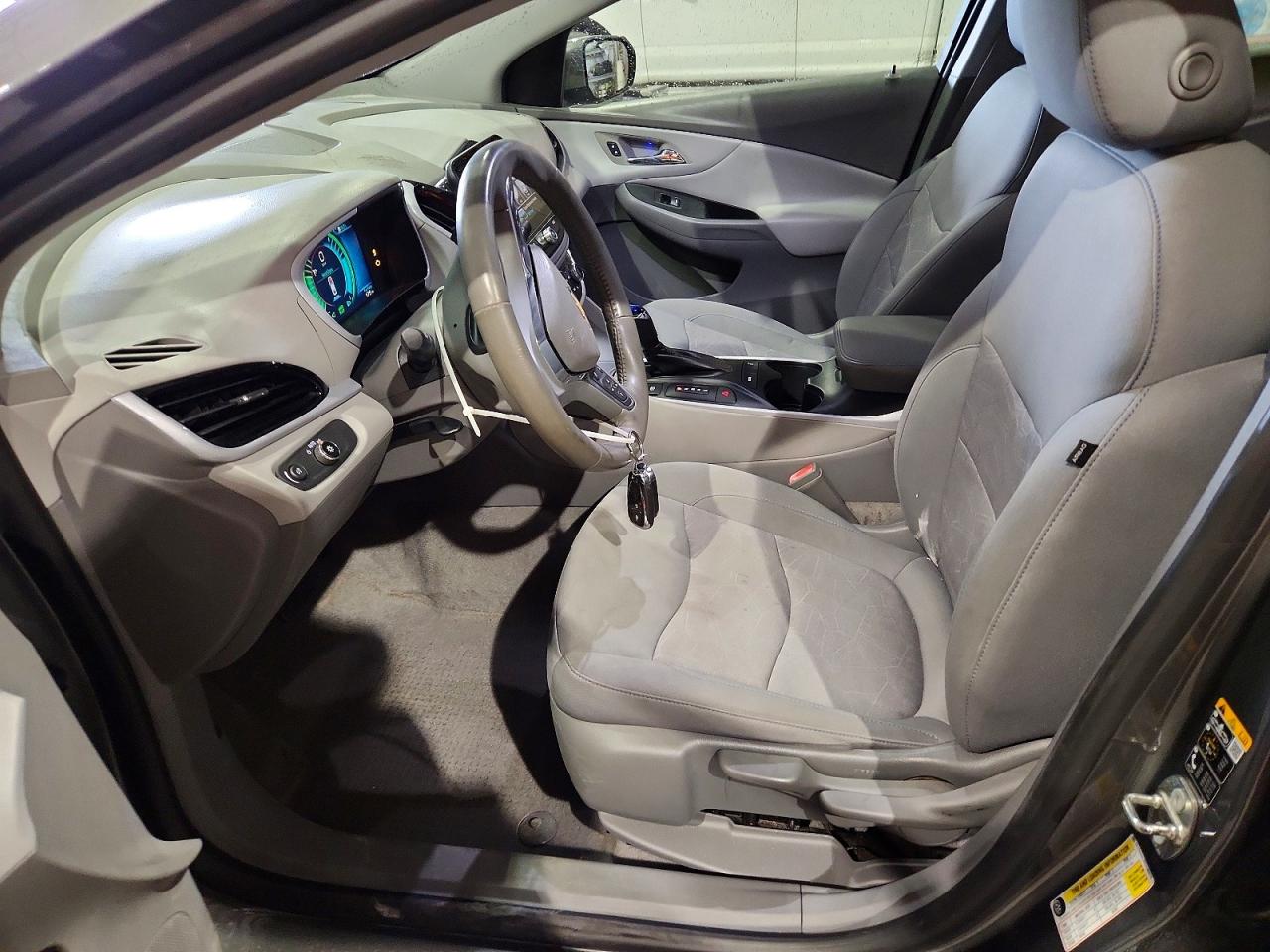 2017 CHEVROLET VOLT LT photo 19