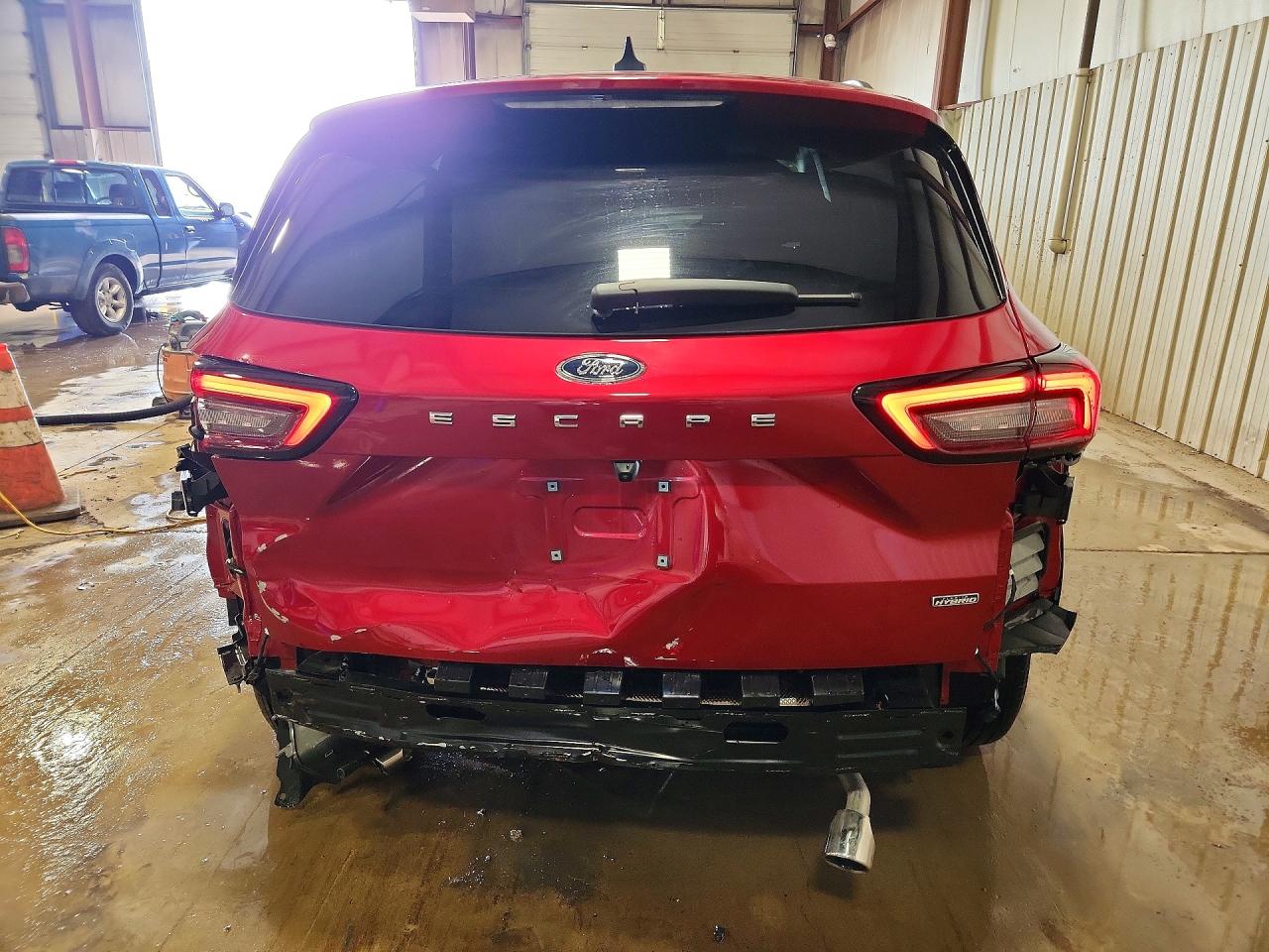 2025 FORD ESCAPE photo 6