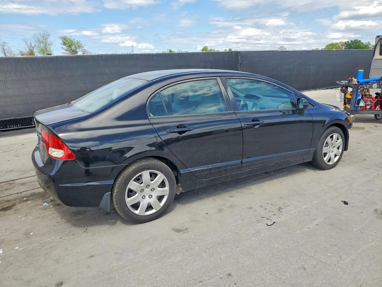 2010 HONDA CIVIC LX photo 5
