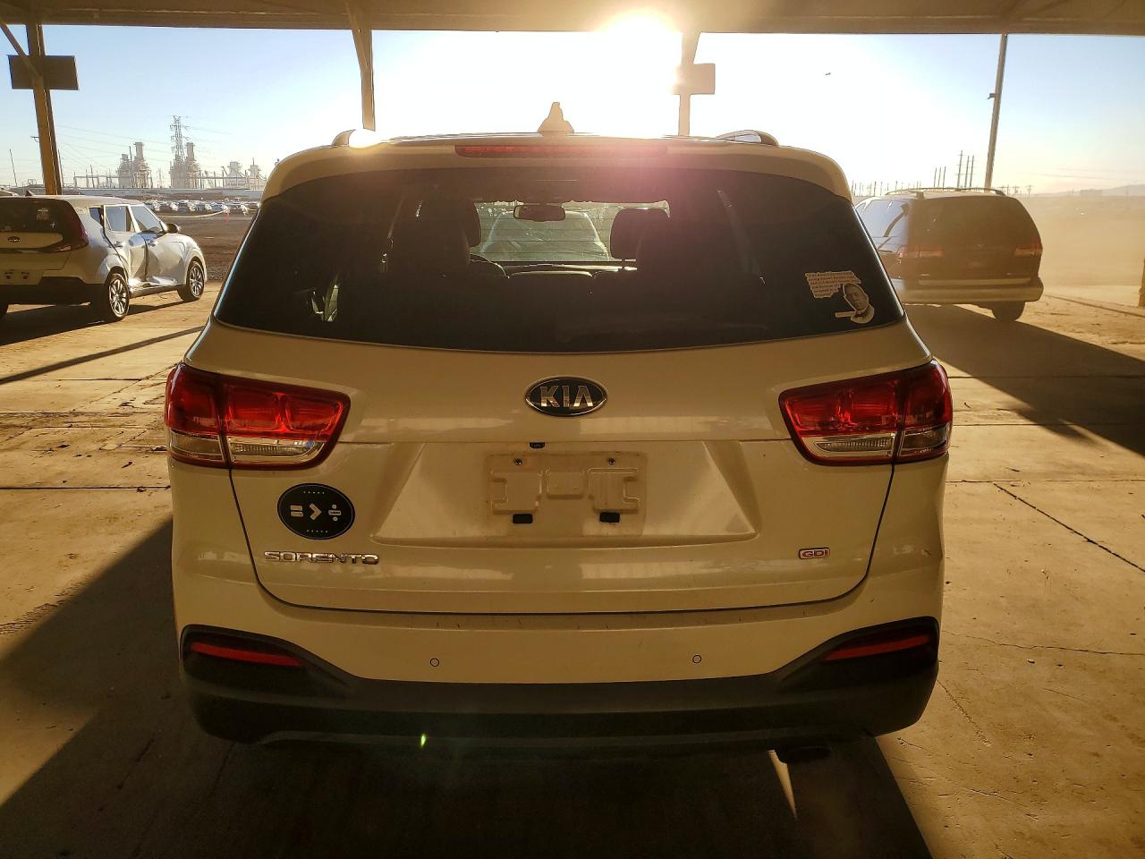 2017 KIA SORENTO LX photo 6