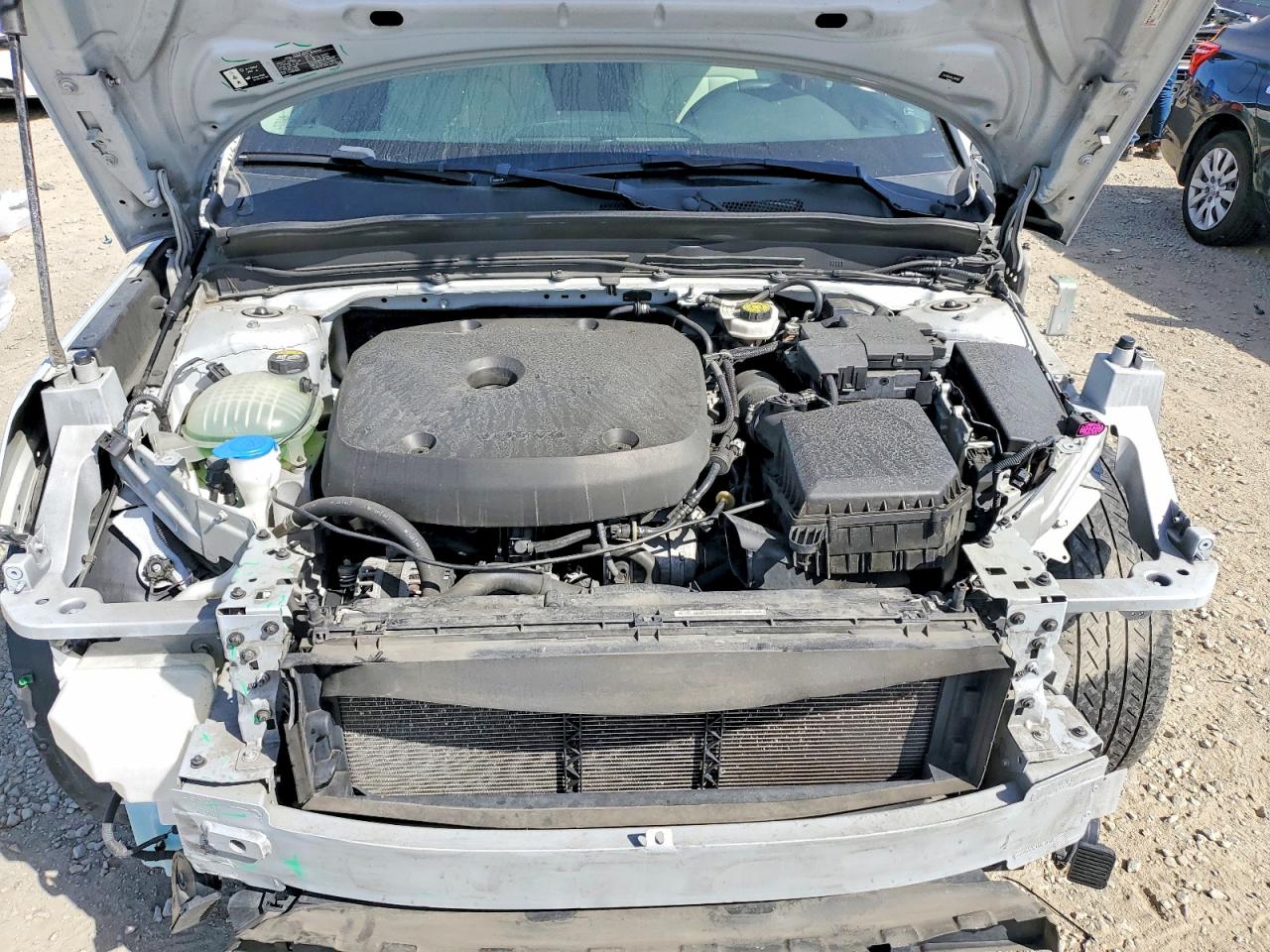 2020 VOLVO XC40 T5 MOMENTUM photo 12