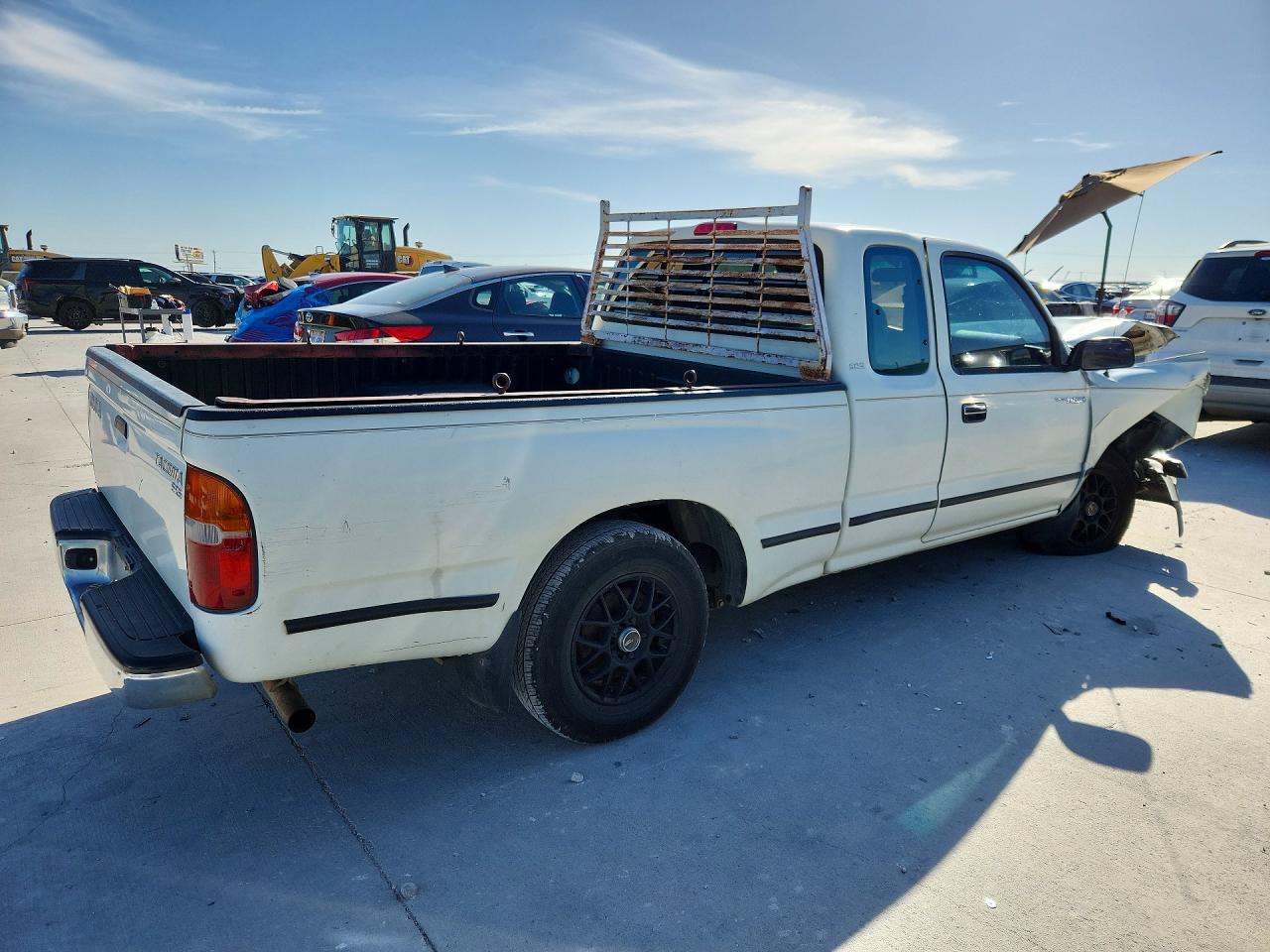 1998 TOYOTA TACOMA BASE photo 7