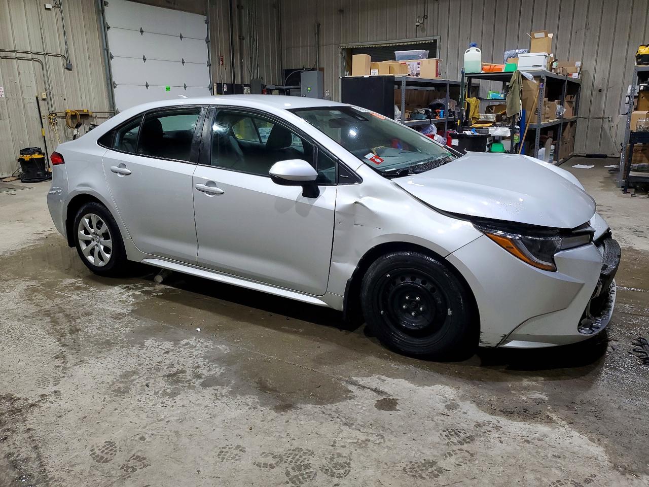 2021 TOYOTA COROLLA LE photo 4