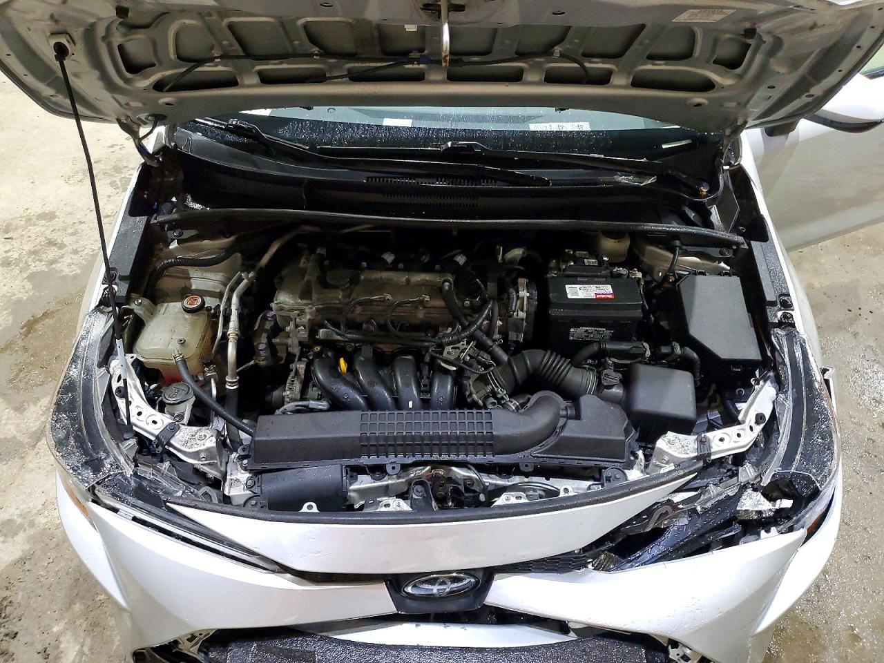 2021 TOYOTA COROLLA LE photo 11
