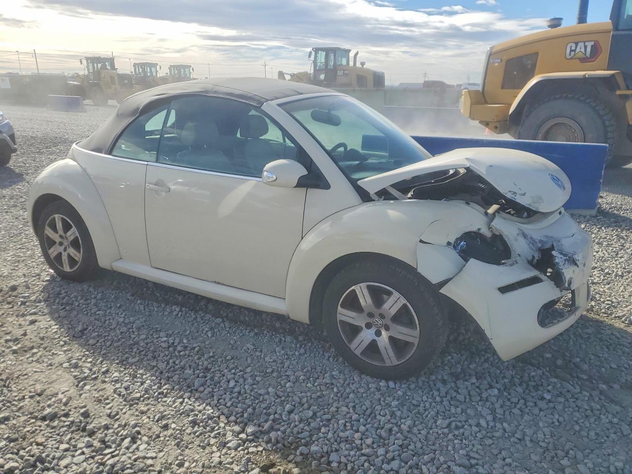 2006 VOLKSWAGEN NEW BEETLE CONVERTIBLE OPTION PACKAGE 1 photo 4