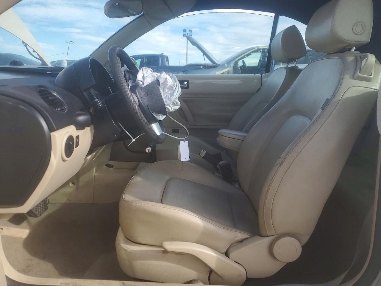 2006 VOLKSWAGEN NEW BEETLE CONVERTIBLE OPTION PACKAGE 1 photo 7