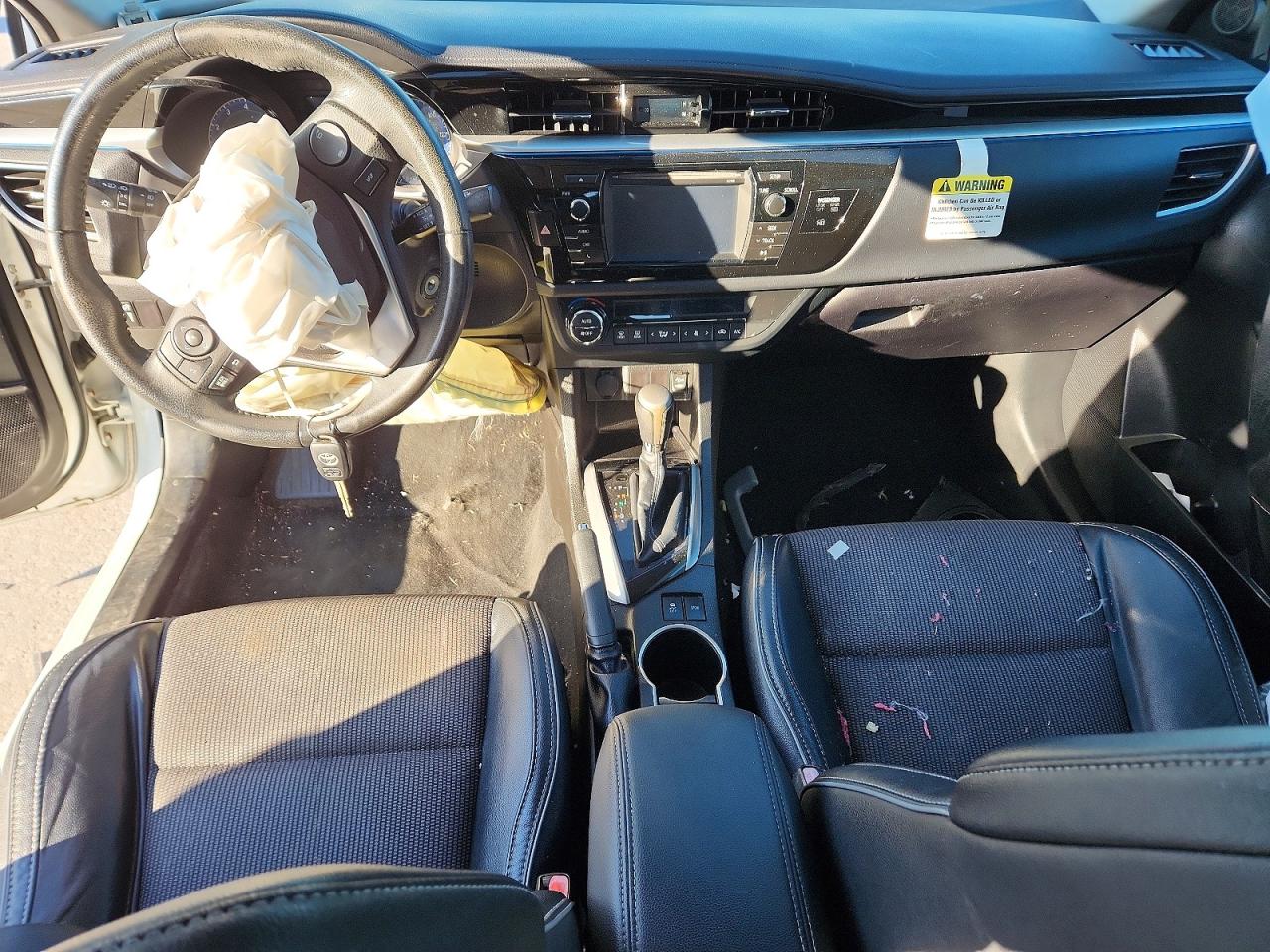 2015 TOYOTA COROLLA S photo 22
