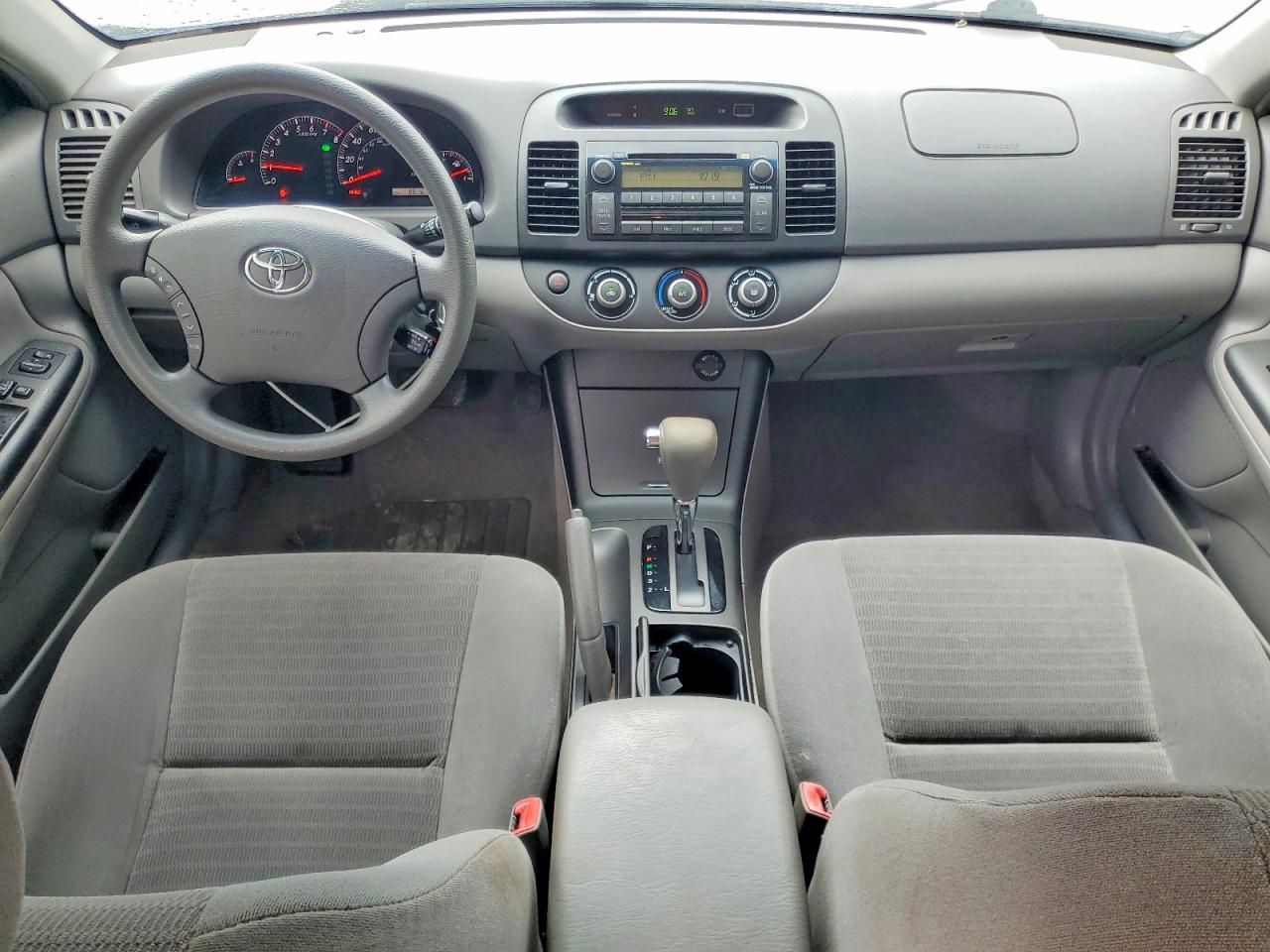 2005 TOYOTA CAMRY LE photo 15